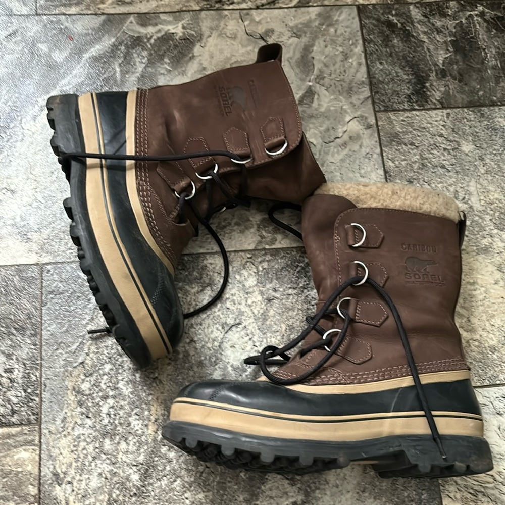 COPY - caribou sorel boots size 9 mens